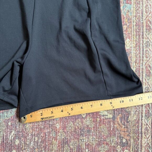 Victoria’s Secret Women’s XXL Black Yoga Strappy Romper shorts 4” inseam - Picture 7 of 9